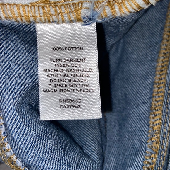 Women’s bp high waisted embroidered mom jean. Size 28. - Picture 12 of 16